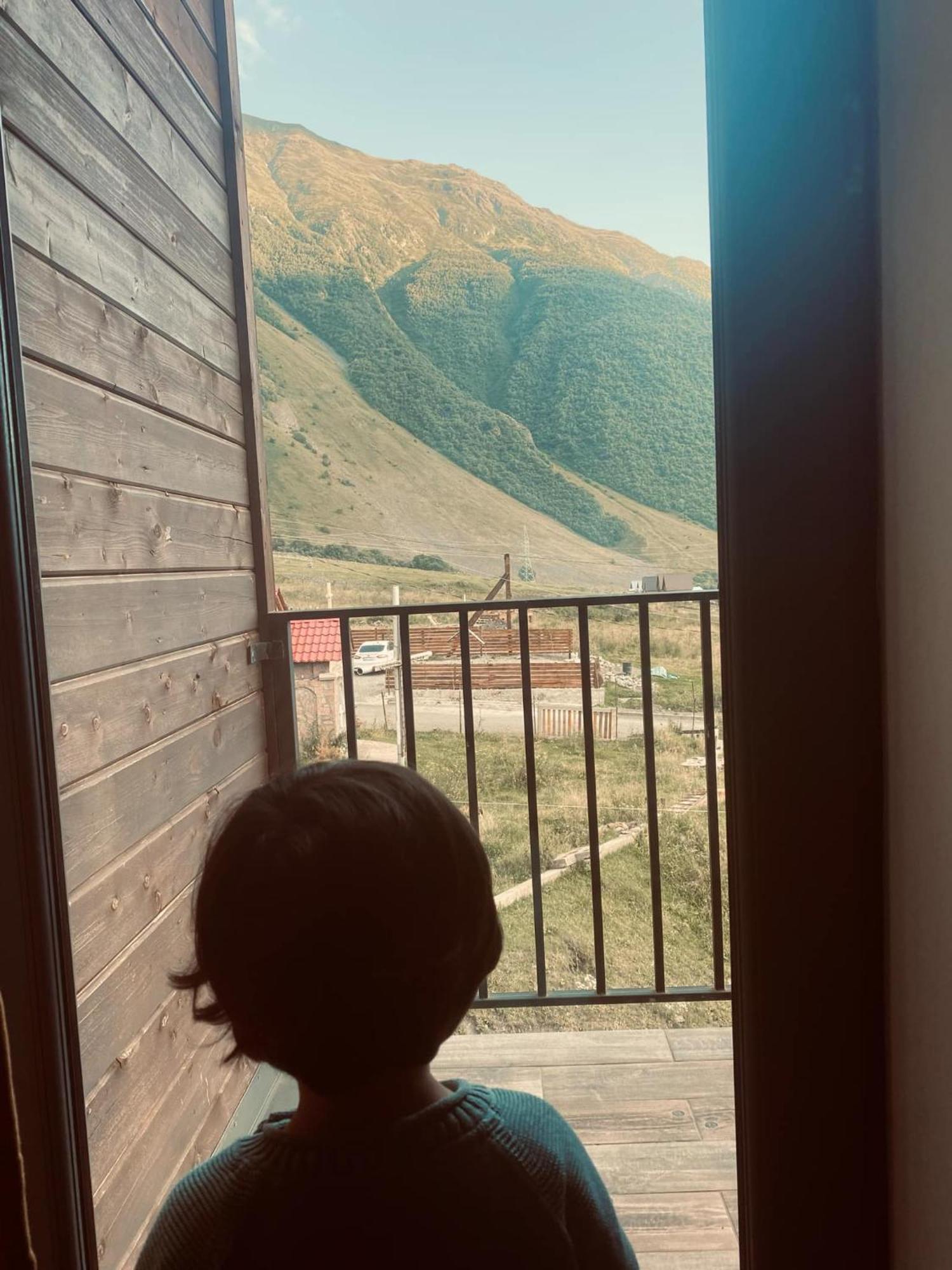 Melodia Kazbegi Hotel Luaran gambar